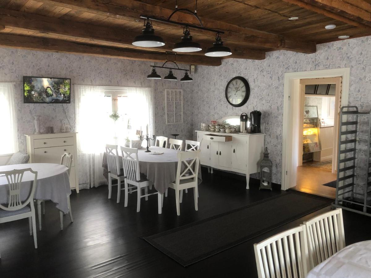 Bredsjoe Gamla Herrgard White Dream Mansion Hällefors Εξωτερικό φωτογραφία