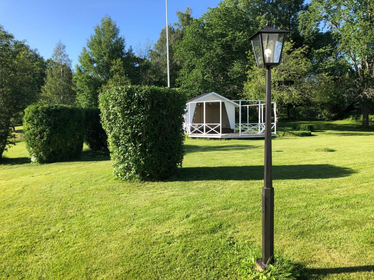 Bredsjoe Gamla Herrgard White Dream Mansion Hällefors Εξωτερικό φωτογραφία