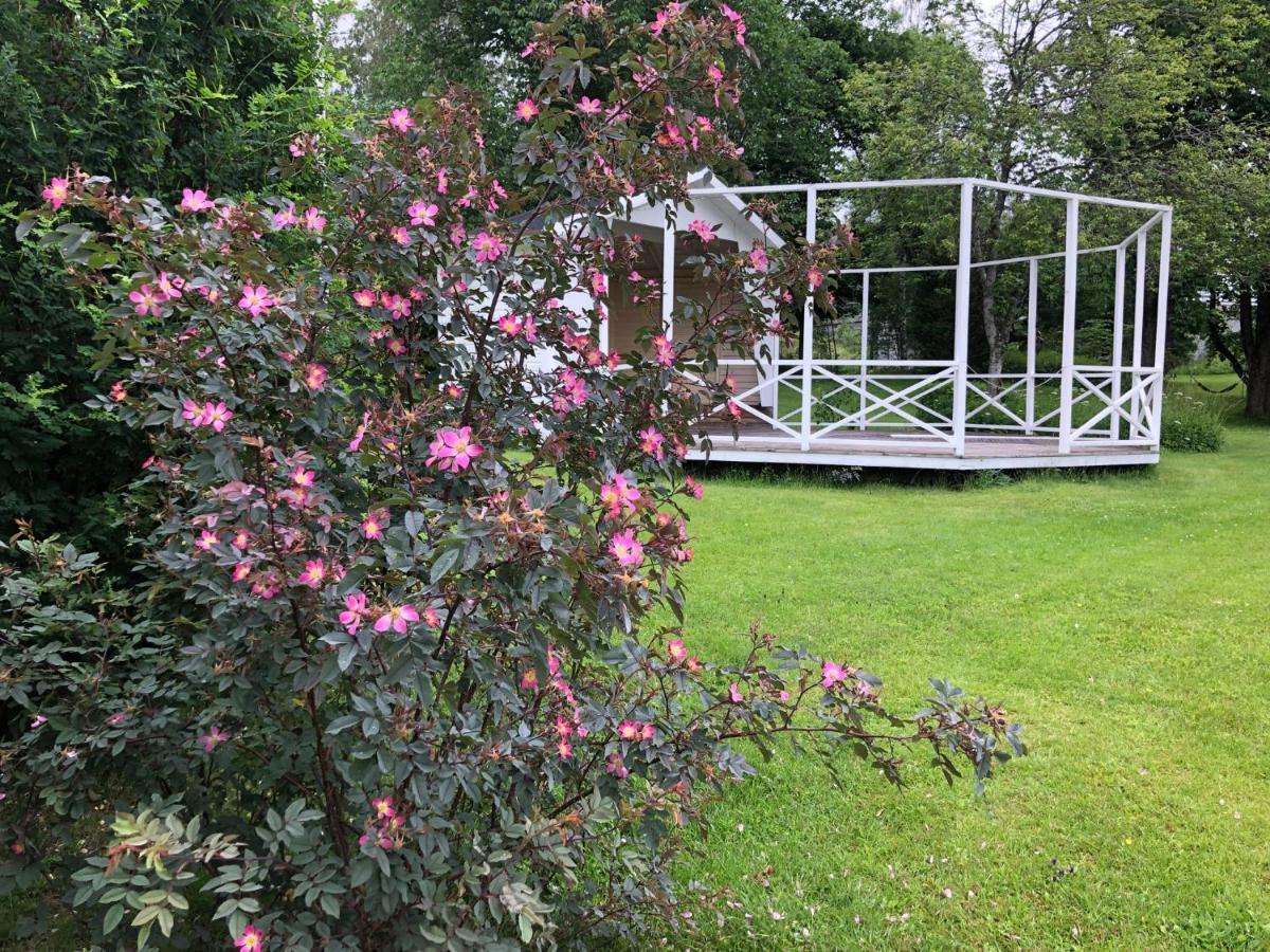 Bredsjoe Gamla Herrgard White Dream Mansion Hällefors Εξωτερικό φωτογραφία